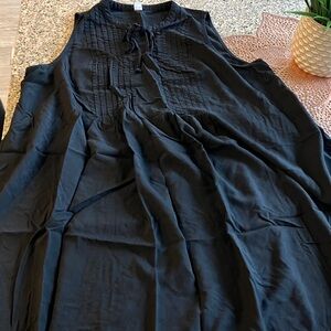 Newly added🌟 Old Navy Black XL Apparel